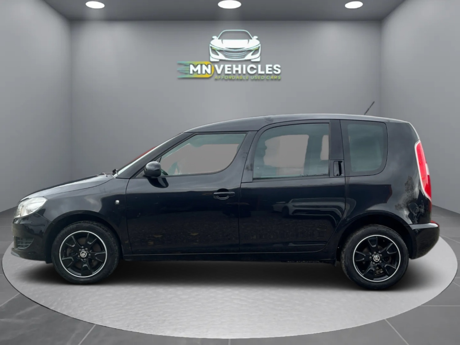 Used Skoda Roomster 2014 for sale - 76438228: Photo 7