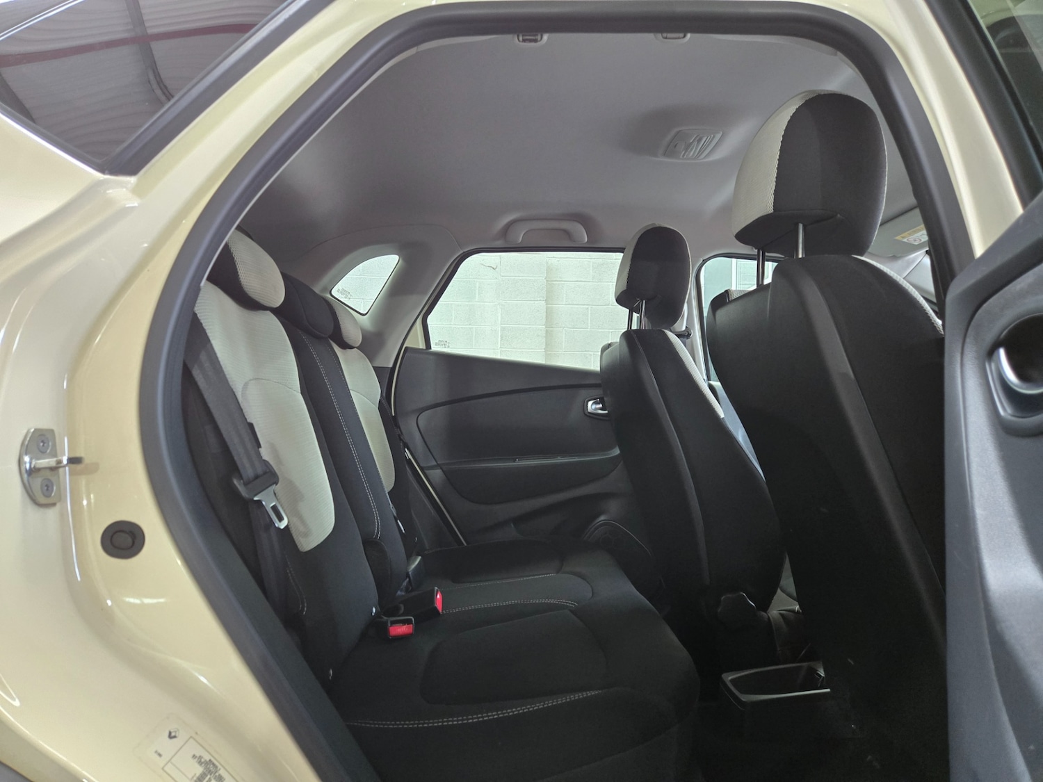 Used Renault Captur 2018 for sale - 76663684: Photo 10