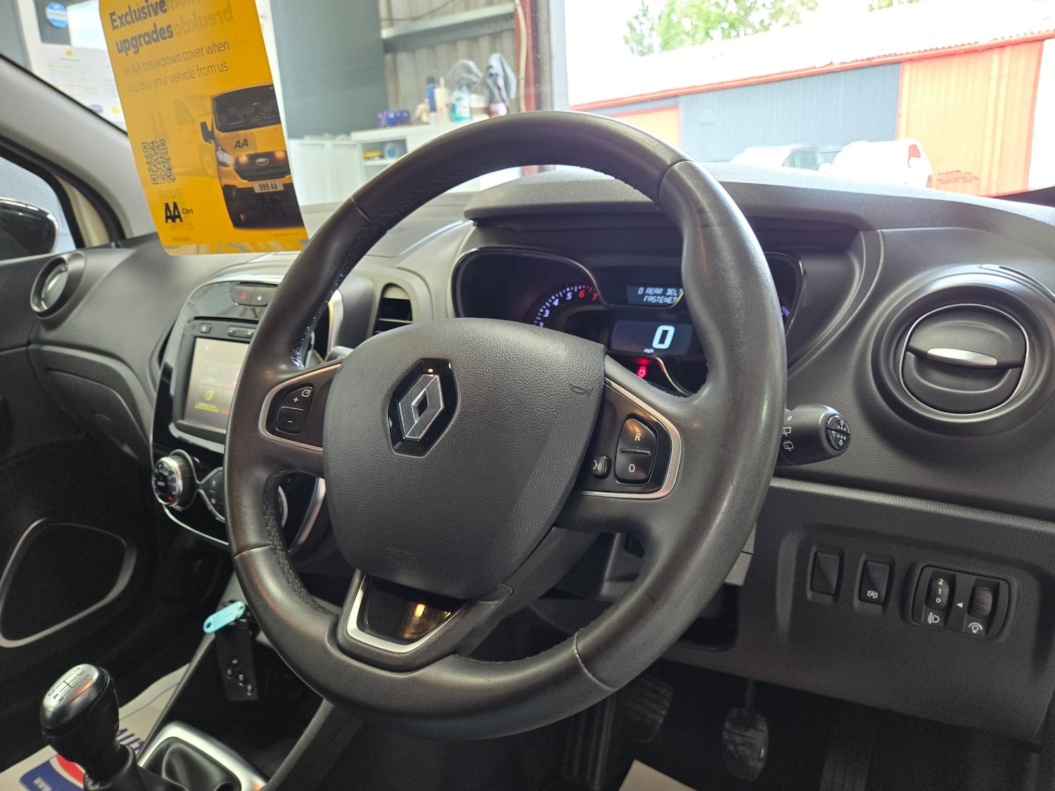 Used Renault Captur 2018 for sale - 76663684: Photo 15