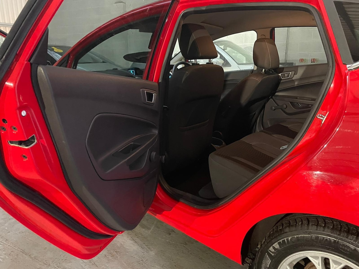 Used Ford Fiesta 2013 for sale - 77379128: Photo 16