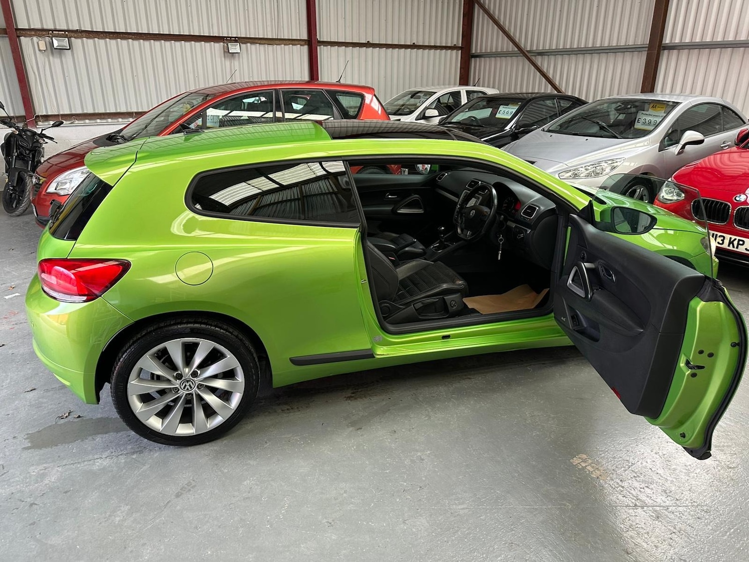 Used Volkswagen Scirocco 2009 for sale - 78067056: Photo 9