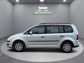 Used Volkswagen Touran 2009 for sale - 79605440: Photo