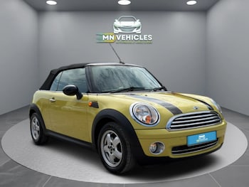 Used MINI Convertible 2010 for sale - 79315260: Photo