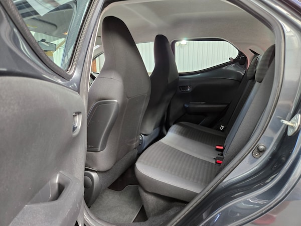 Used Toyota AYGO 2018 for sale - 74893175: Photo 16
