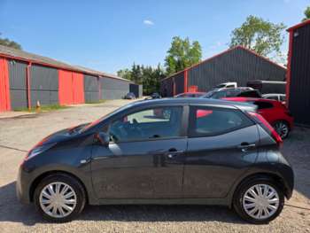 Used Toyota AYGO 2018 for sale - 74893175: Photo