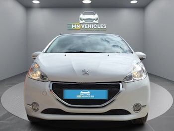 Used Peugeot 208 2012 for sale - 75750022: Photo