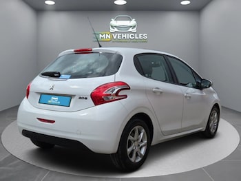 Used Peugeot 208 2012 for sale - 75750022: Photo