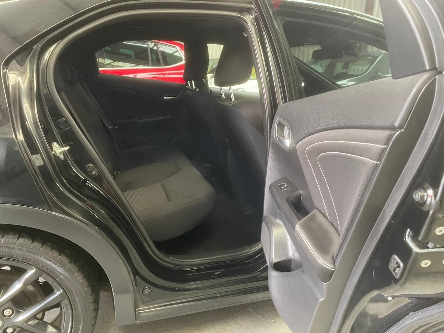 Used Honda Civic 2015 for sale - 77502945: Photo 11