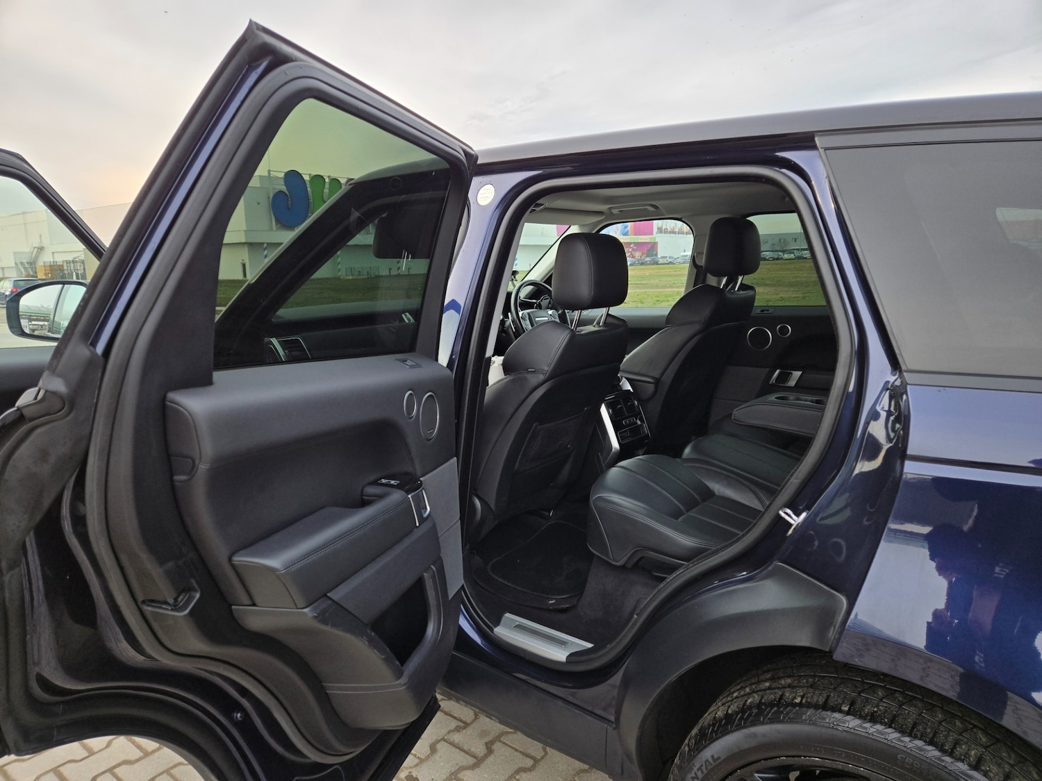 Used Land Rover Range Rover Sport 2017 for sale - 77168718: Photo 11