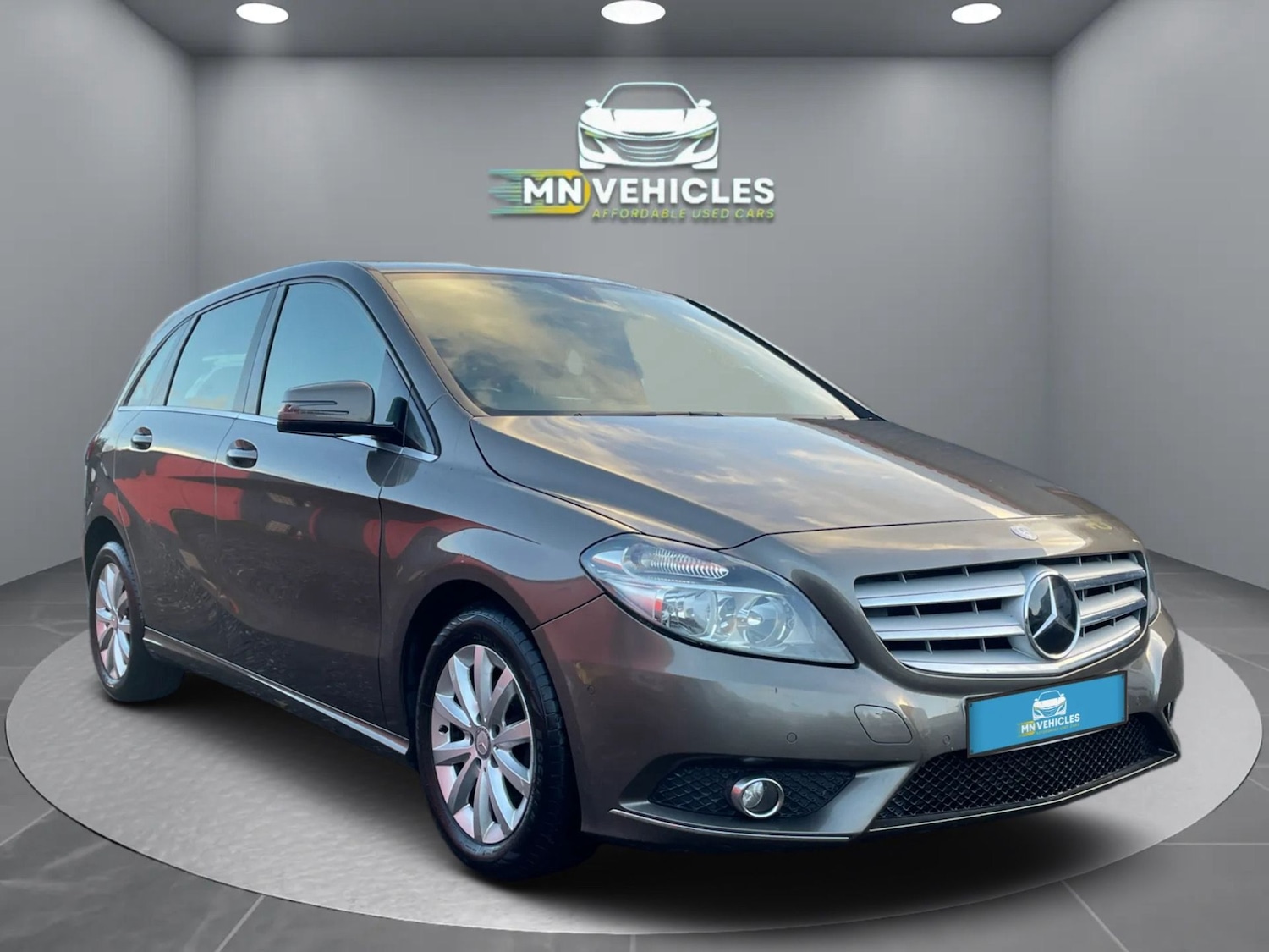 Used Mercedes-Benz B Class 2012 for sale - 76428334: Photo 1