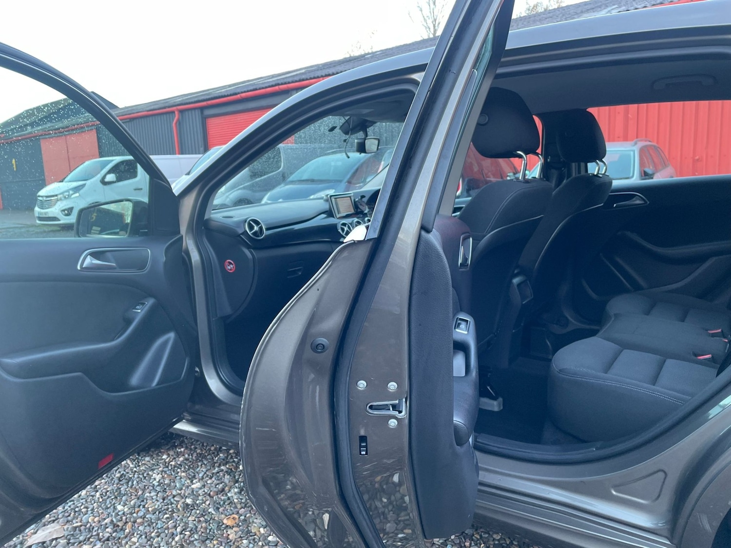 Used Mercedes-Benz B Class 2012 for sale - 76428334: Photo 12