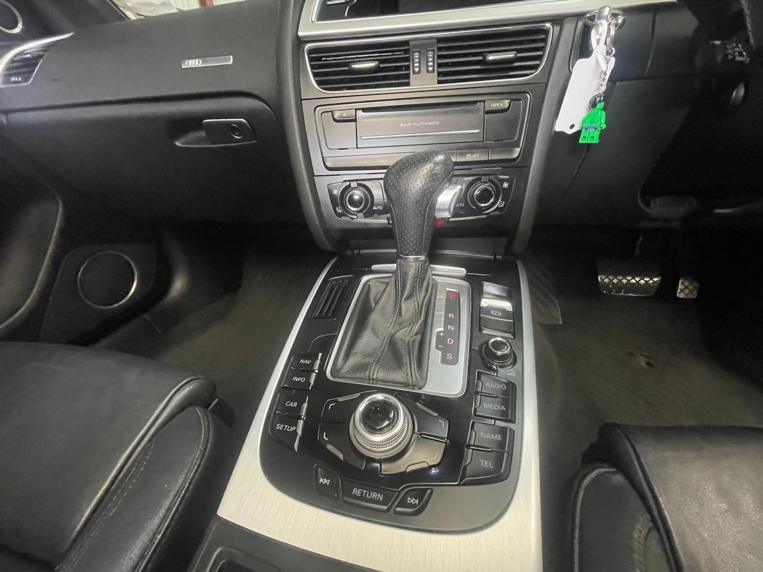 Used Audi A5 2011 for sale - 77716459: Photo 15