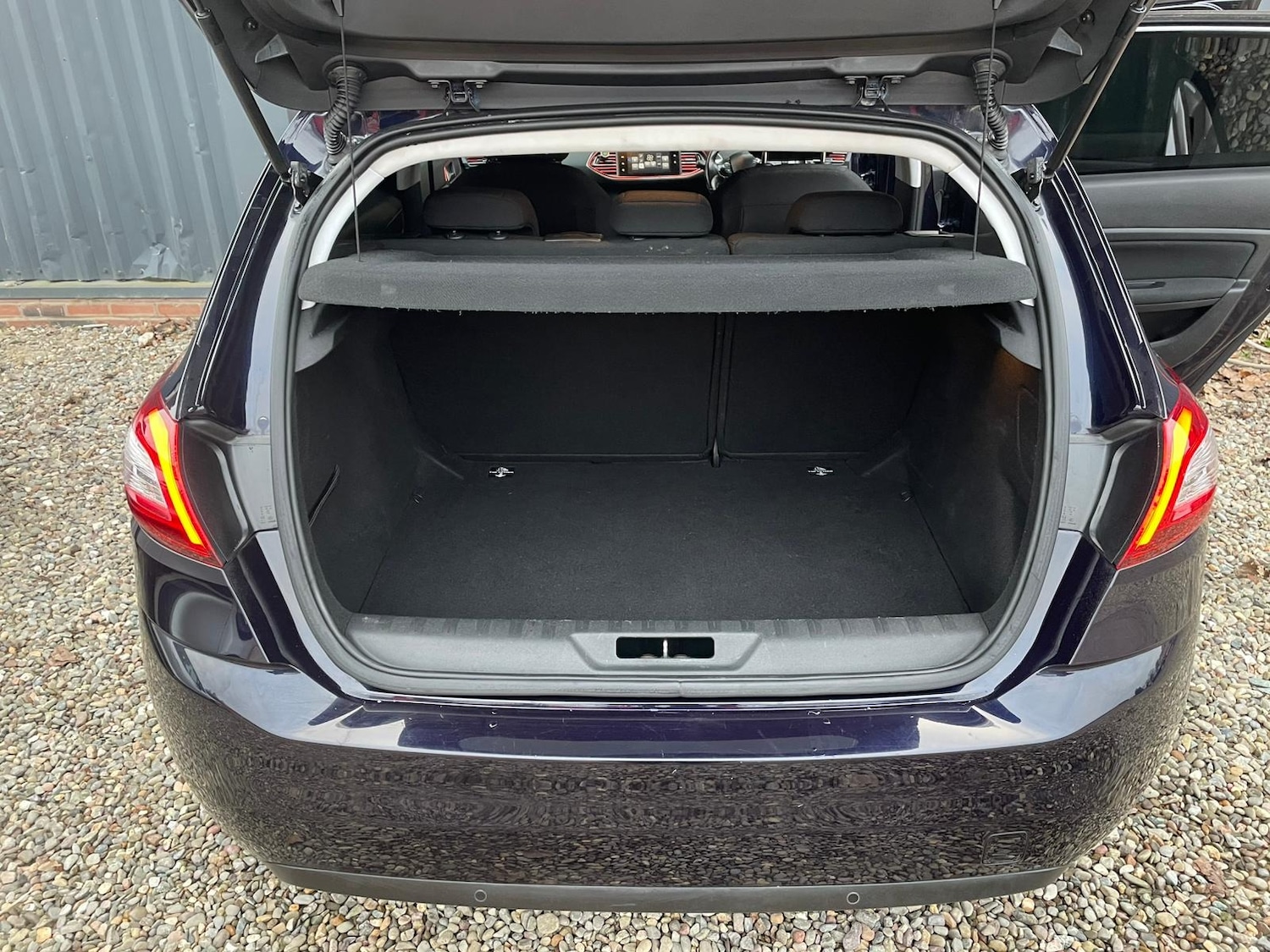 Used Peugeot 308 2015 for sale - 77094347: Photo 16