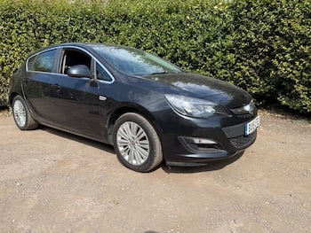 Used Vauxhall Astra 2015 for sale - 79711049: Photo