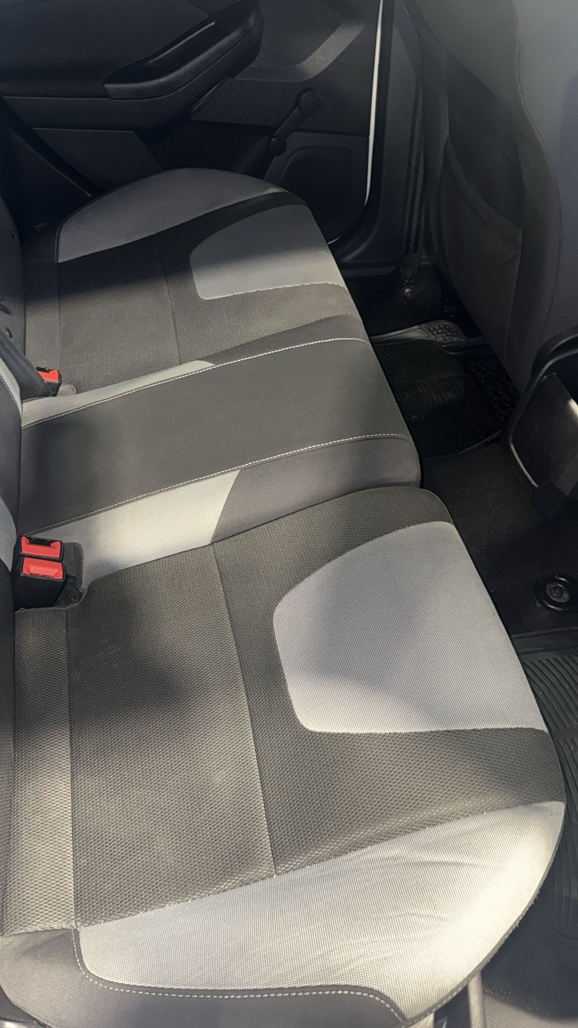 Used Ford Focus 2012 for sale - 76497091: Photo 9