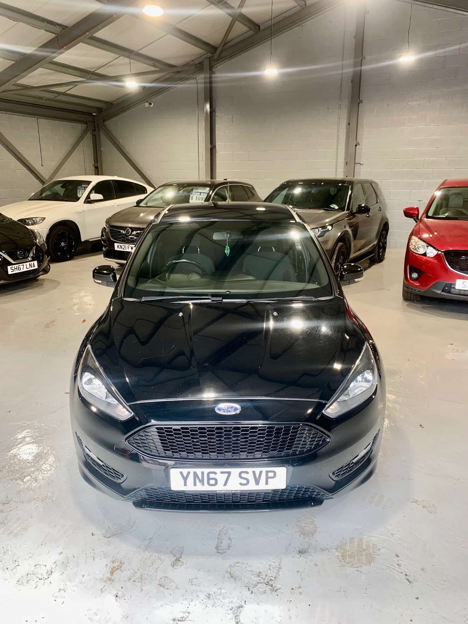 Used Ford Focus 2017 for sale - 76130969: Photo 2