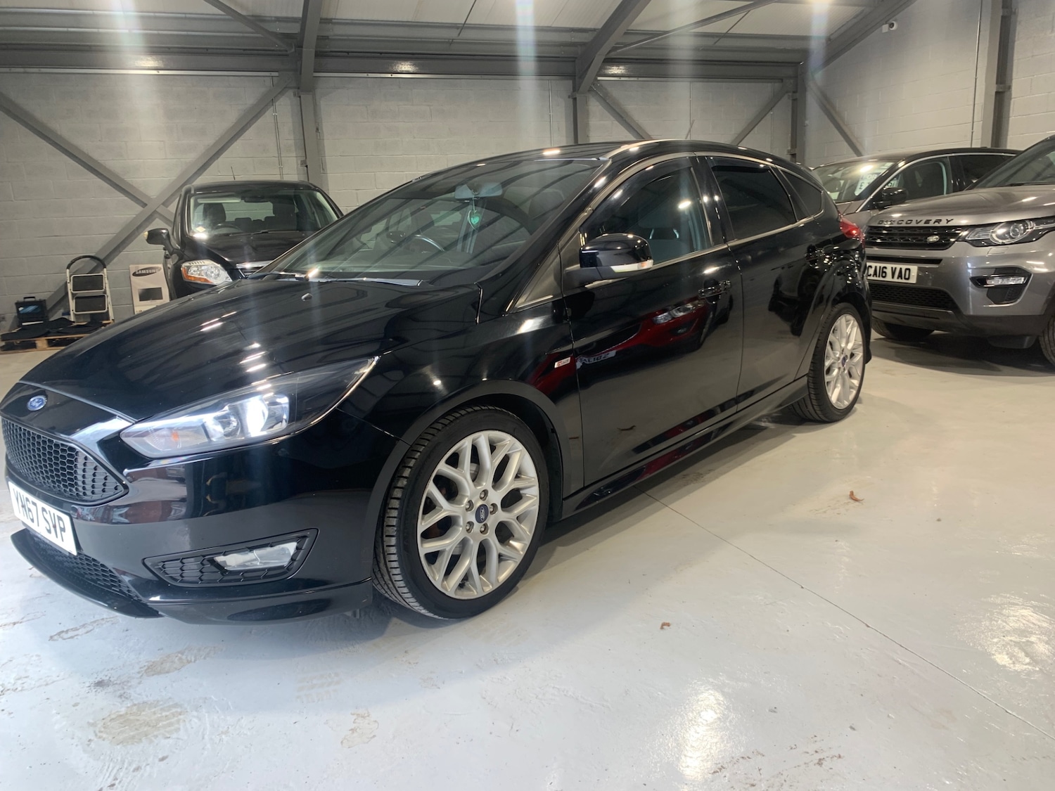 Used Ford Focus 2017 for sale - 76130969: Photo 4