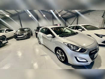 Used Hyundai i30 2016 for sale - 75963444: Photo