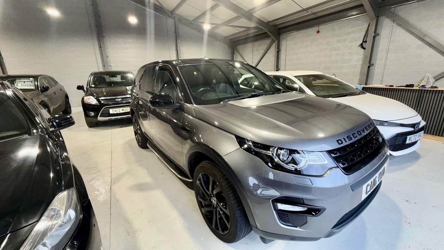 Used Land Rover Discovery Sport 2016 for sale - 76020204: Photo 4