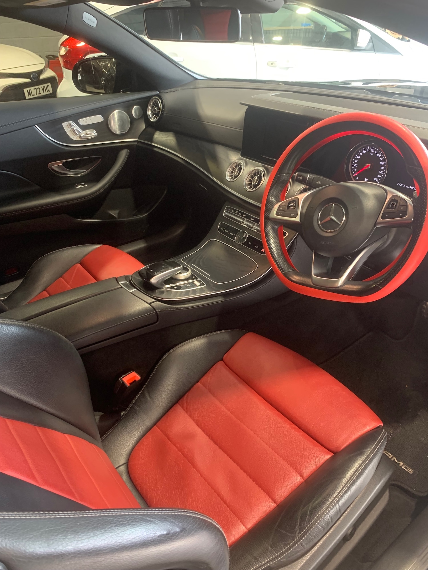 Used Mercedes-Benz E Class 2018 for sale - 76379693: Photo 8