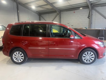 Used Volkswagen Touran 2014 for sale - 76177476: Photo 4