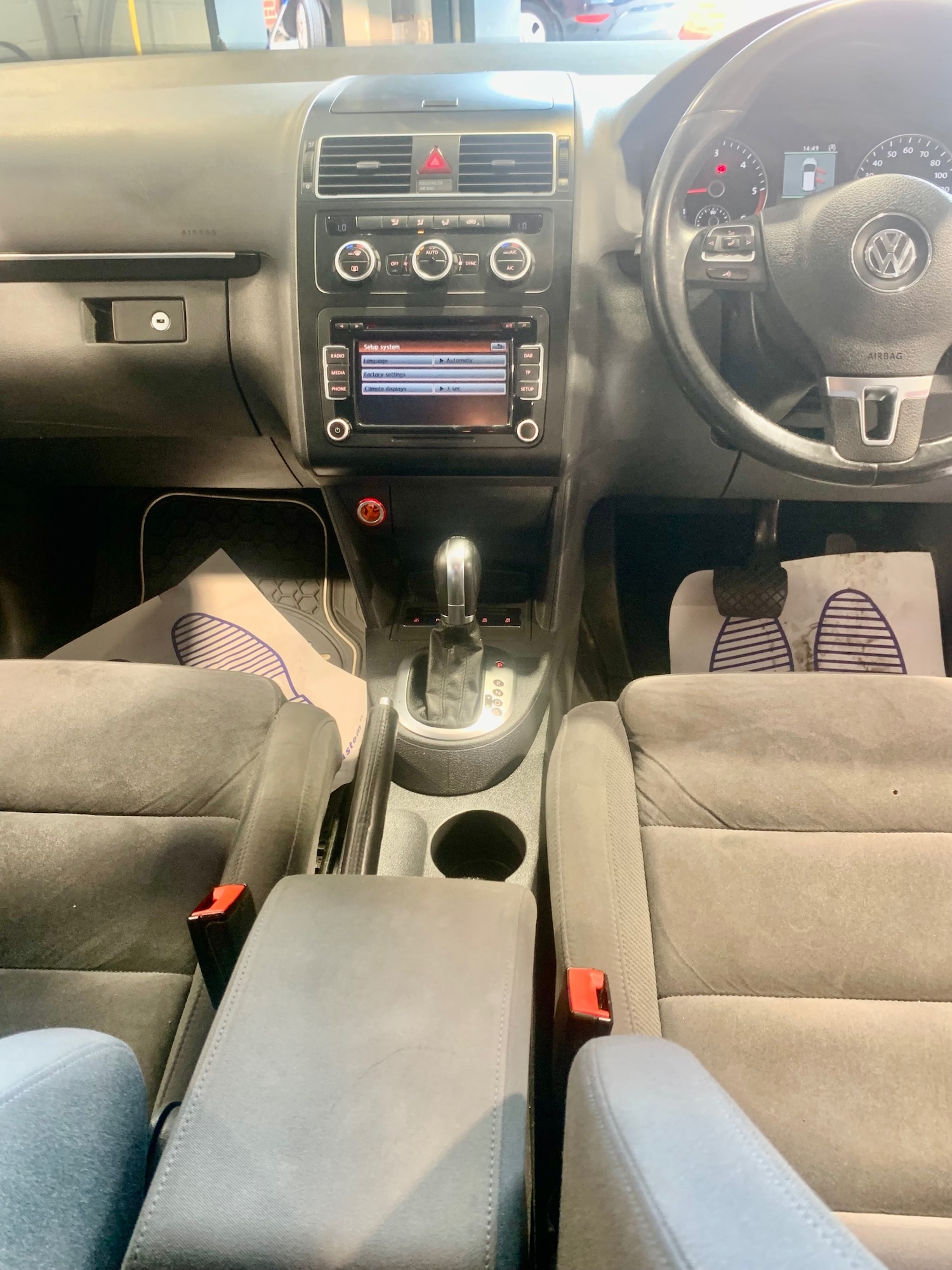 Used Volkswagen Touran 2014 for sale - 76177476: Photo 8