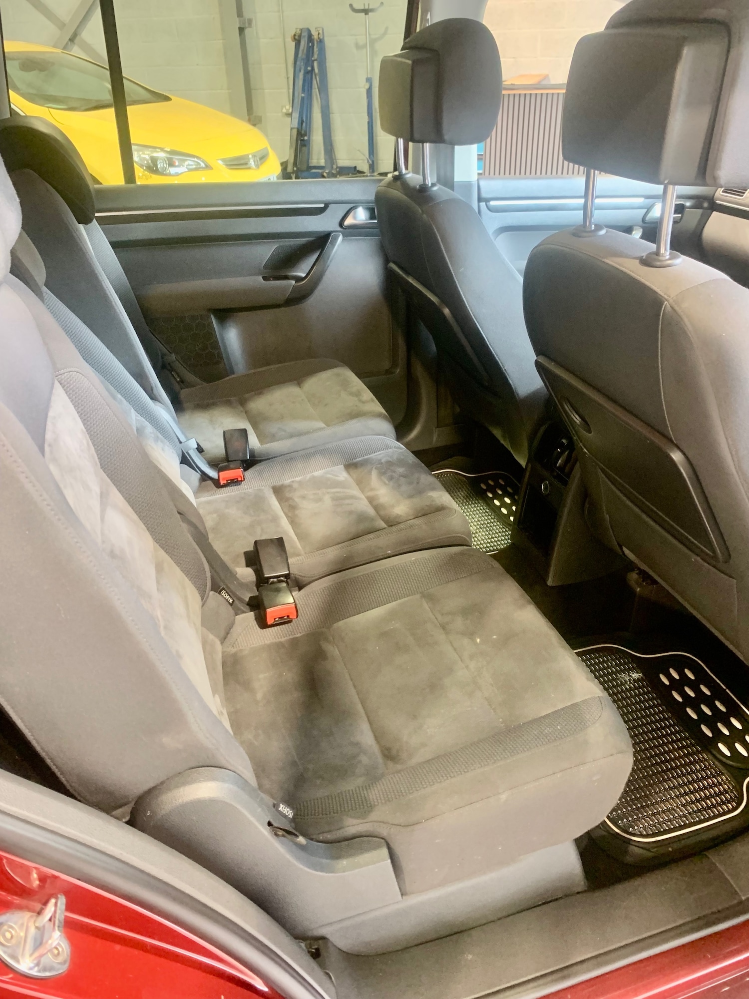 Used Volkswagen Touran 2014 for sale - 76177476: Photo 9