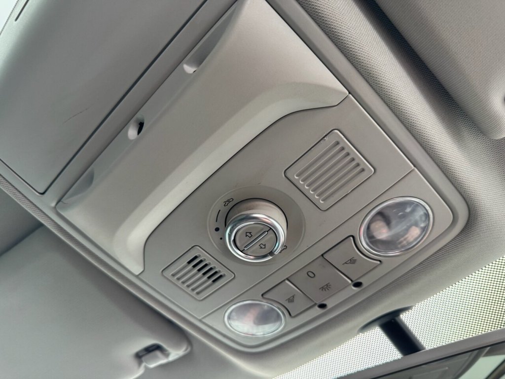 Used Volkswagen Tiguan 2011 for sale - 77302289: Photo 15