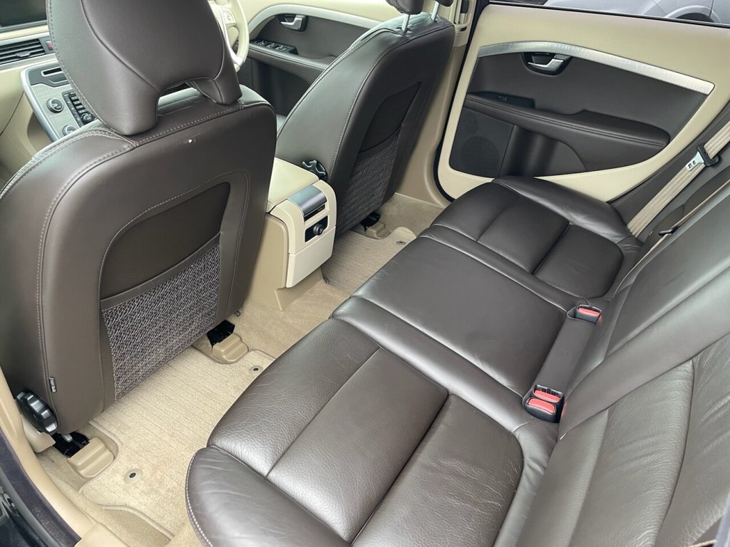 Used Volvo XC70 2013 for sale - 76867548: Photo 16