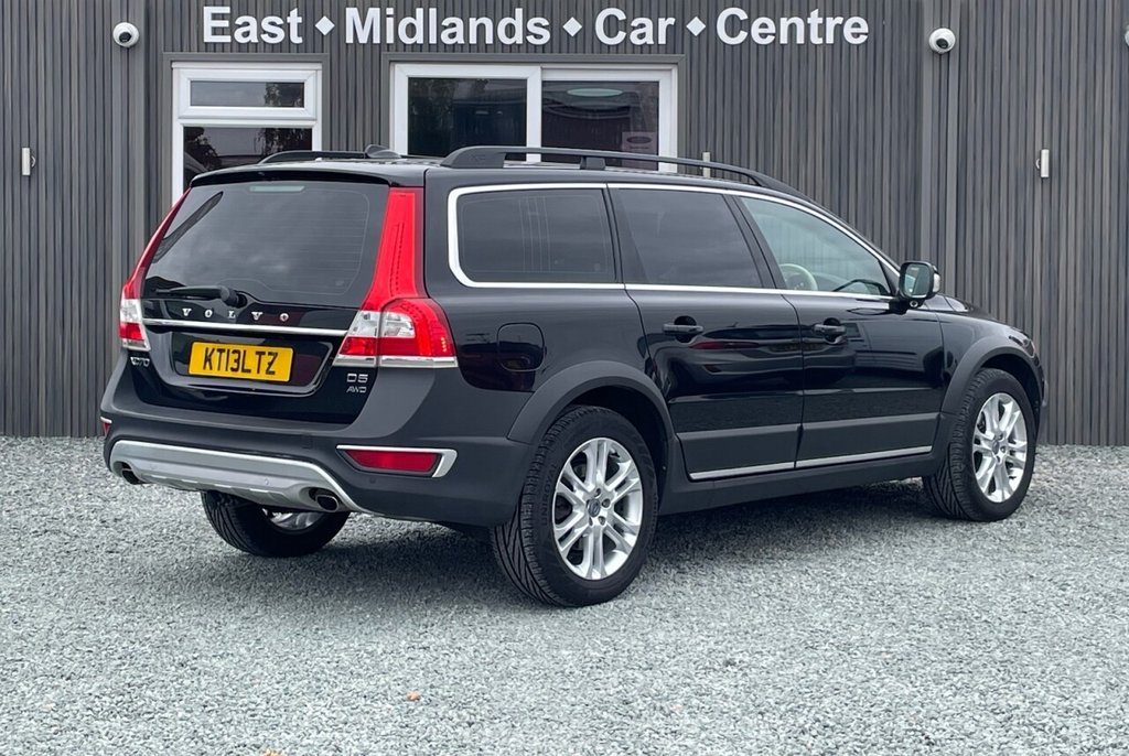 Used Volvo XC70 2013 for sale - 76867548: Photo 3