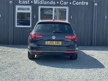 Used Volkswagen Passat 2016 for sale - 79494128: Photo