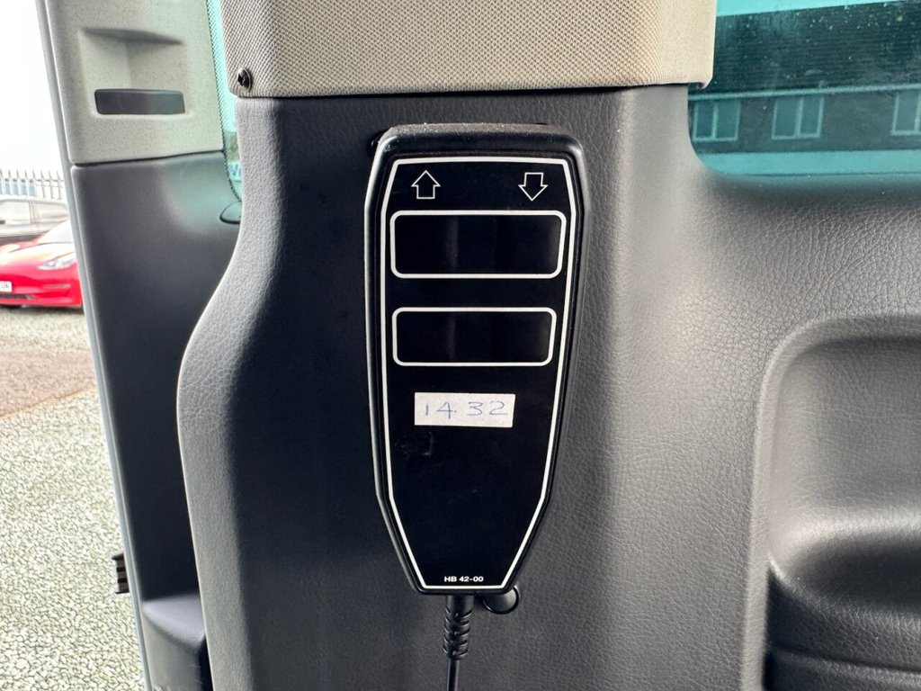 Used Volkswagen Transporter 2015 for sale - 77534366: Photo 29