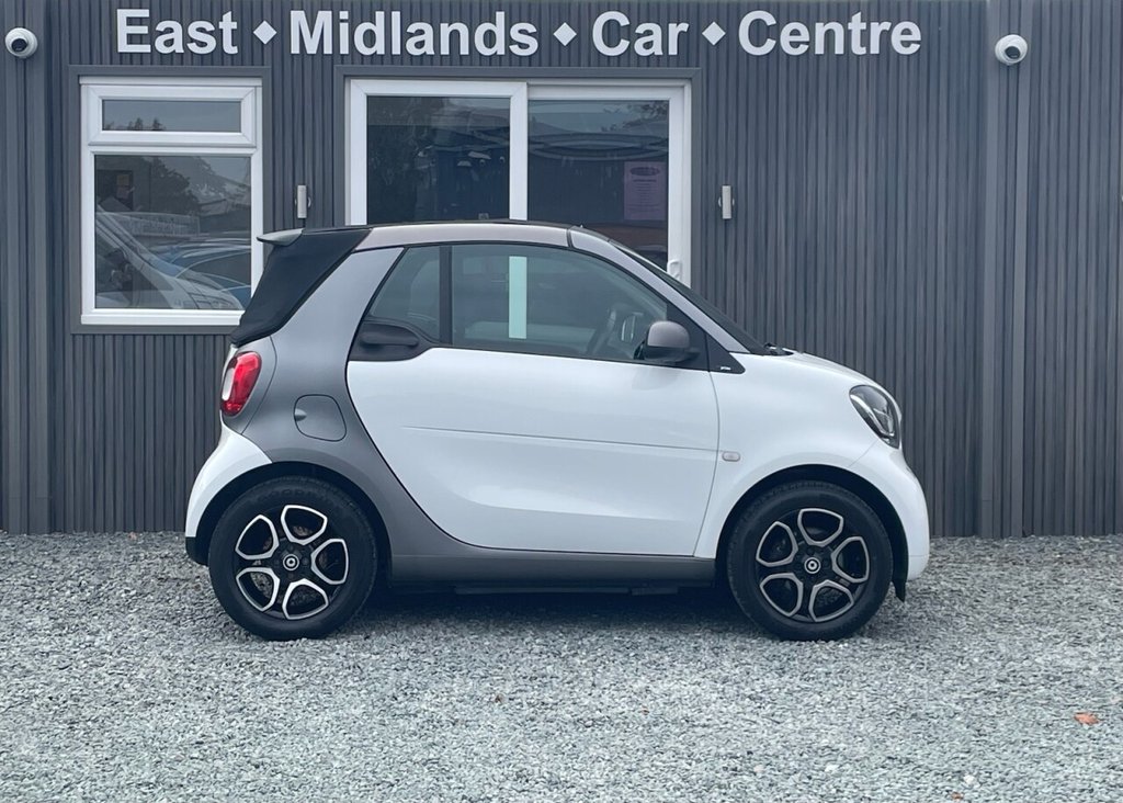 Used smart fortwo 2016 for sale - 76867205: Photo 2