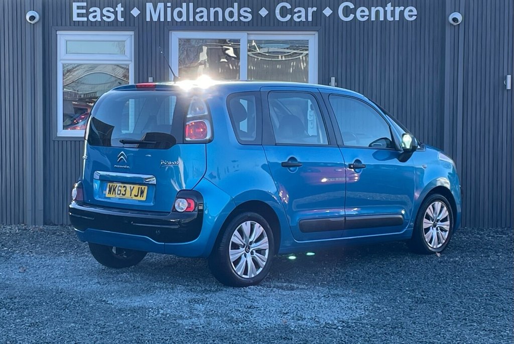 Used Citroen C3 Picasso 2013 for sale - 76867600: Photo 3
