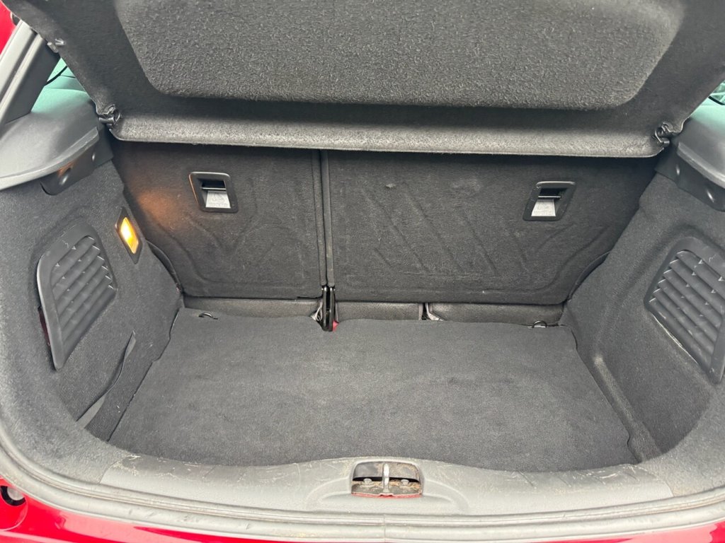 Used Citroen DS3 2015 for sale - 76867710: Photo 16