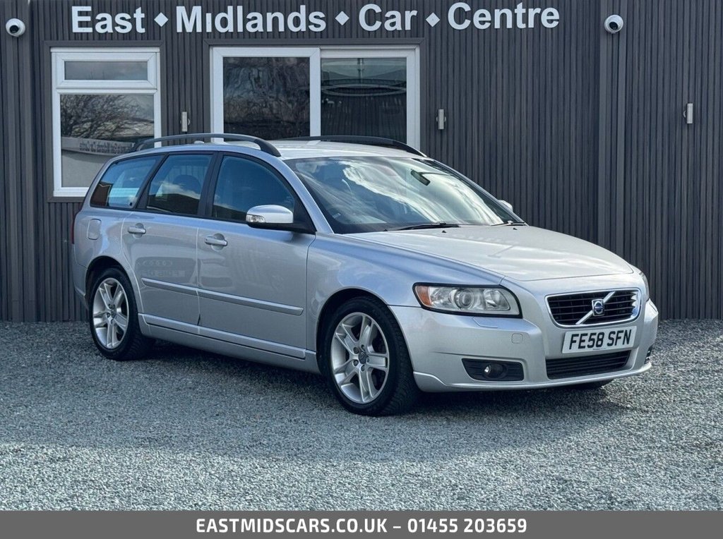 Used Volvo V50 2008 for sale - 77890972: Photo 1