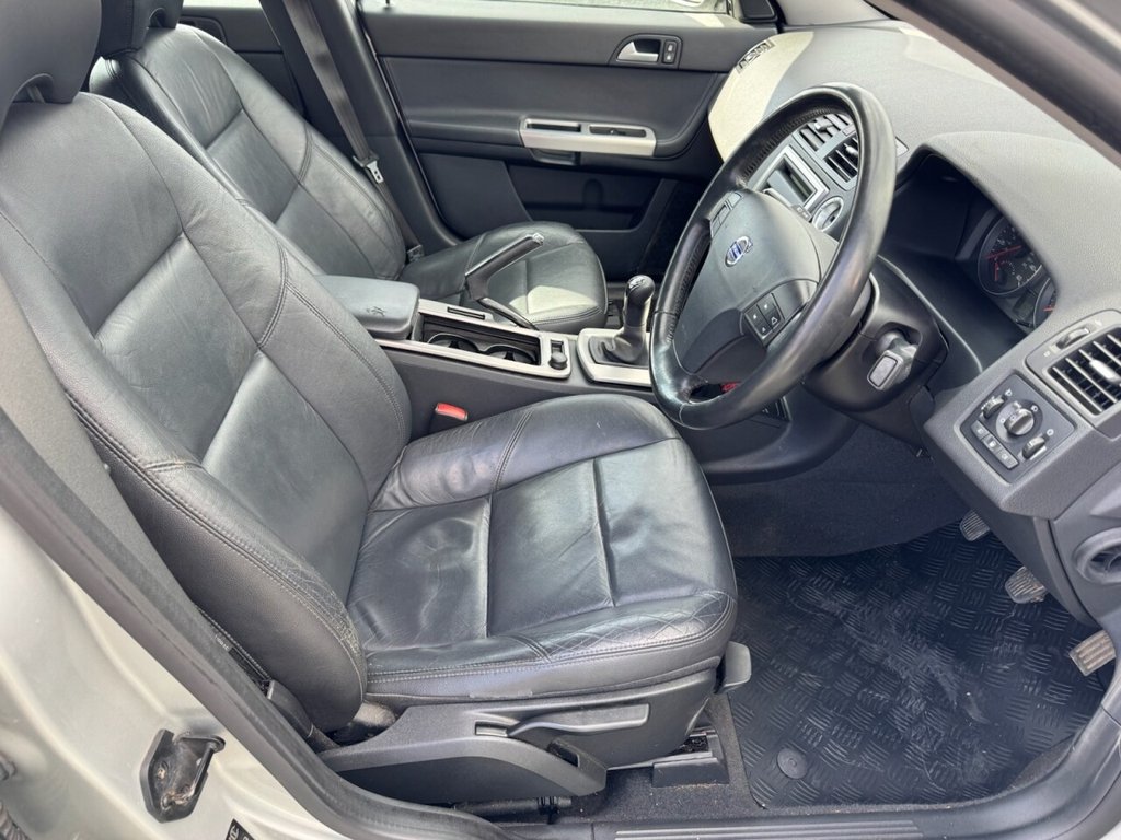 Used Volvo V50 2008 for sale - 77890972: Photo 9