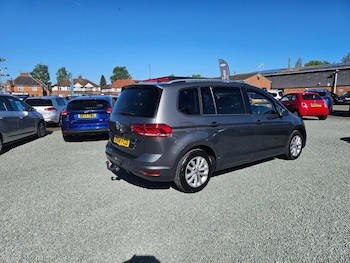 Used Volkswagen Touran 2018 for sale - 78444948: Photo