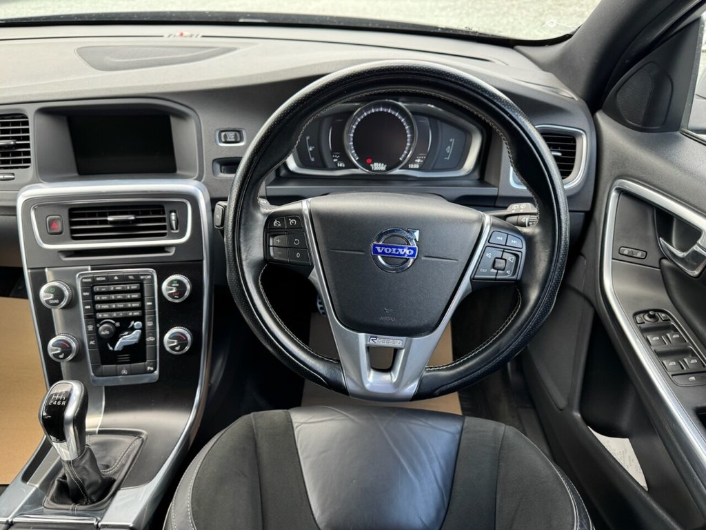 Used Volvo V60 2014 for sale - 78056607: Photo 11