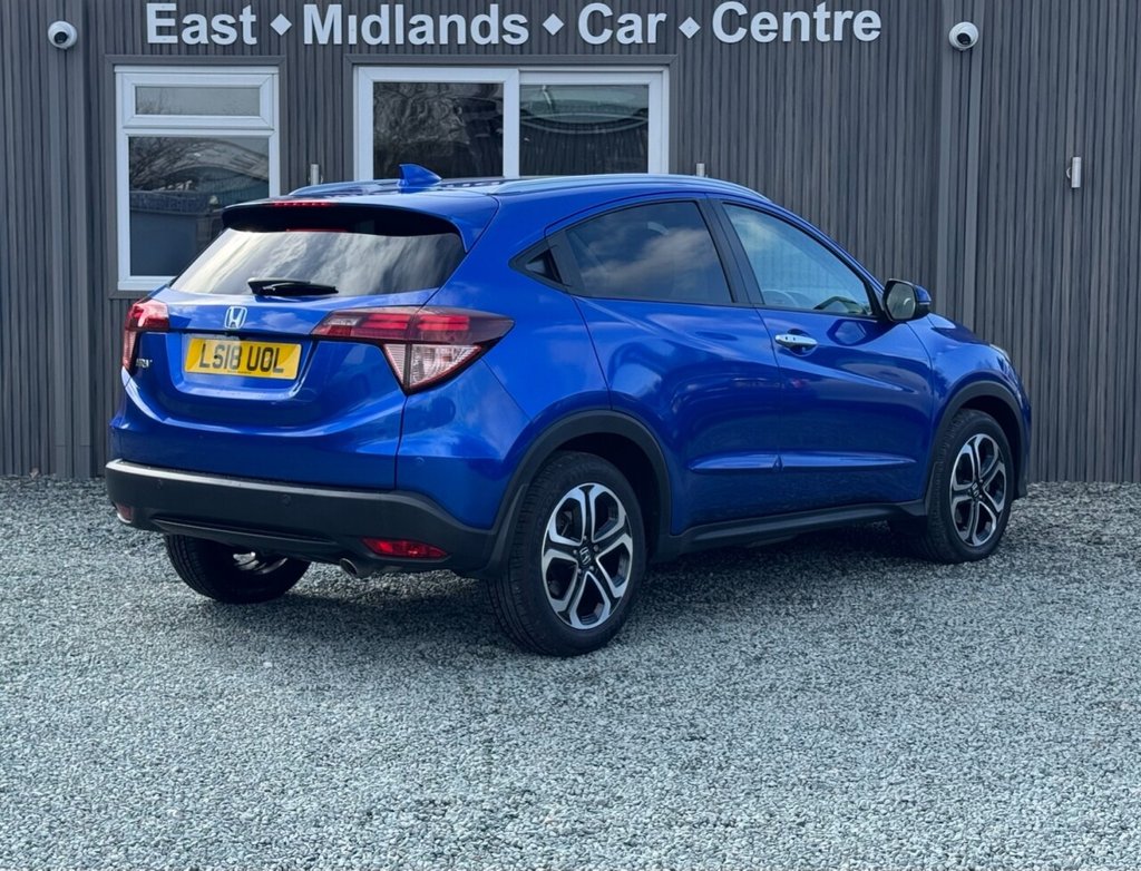 Used Honda HR-V 2018 for sale - 78068651: Photo 2