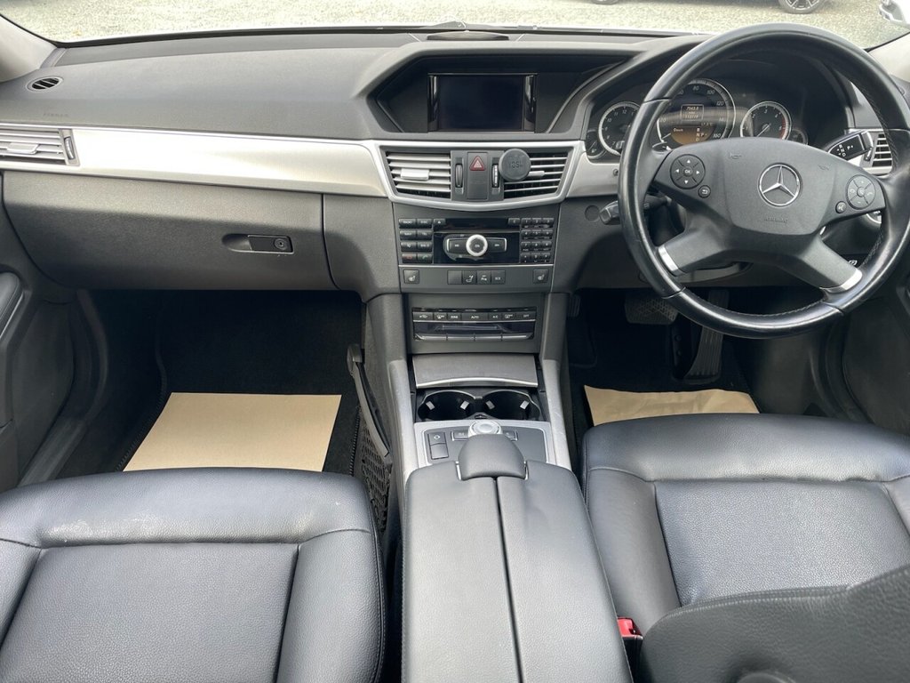 Used Mercedes-Benz E Class 2011 for sale - 76867454: Photo 12
