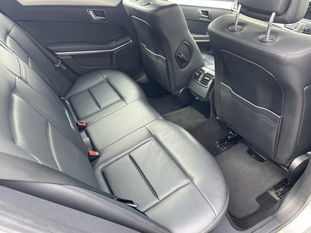 Used Mercedes-Benz E Class 2011 for sale - 76867454: Photo 18