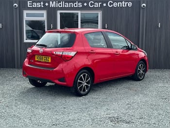 Used Toyota Yaris 2018 for sale - 79755506: Photo