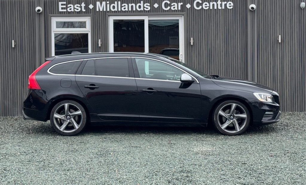 Used Volvo V60 2014 for sale - 77608928: Photo 3