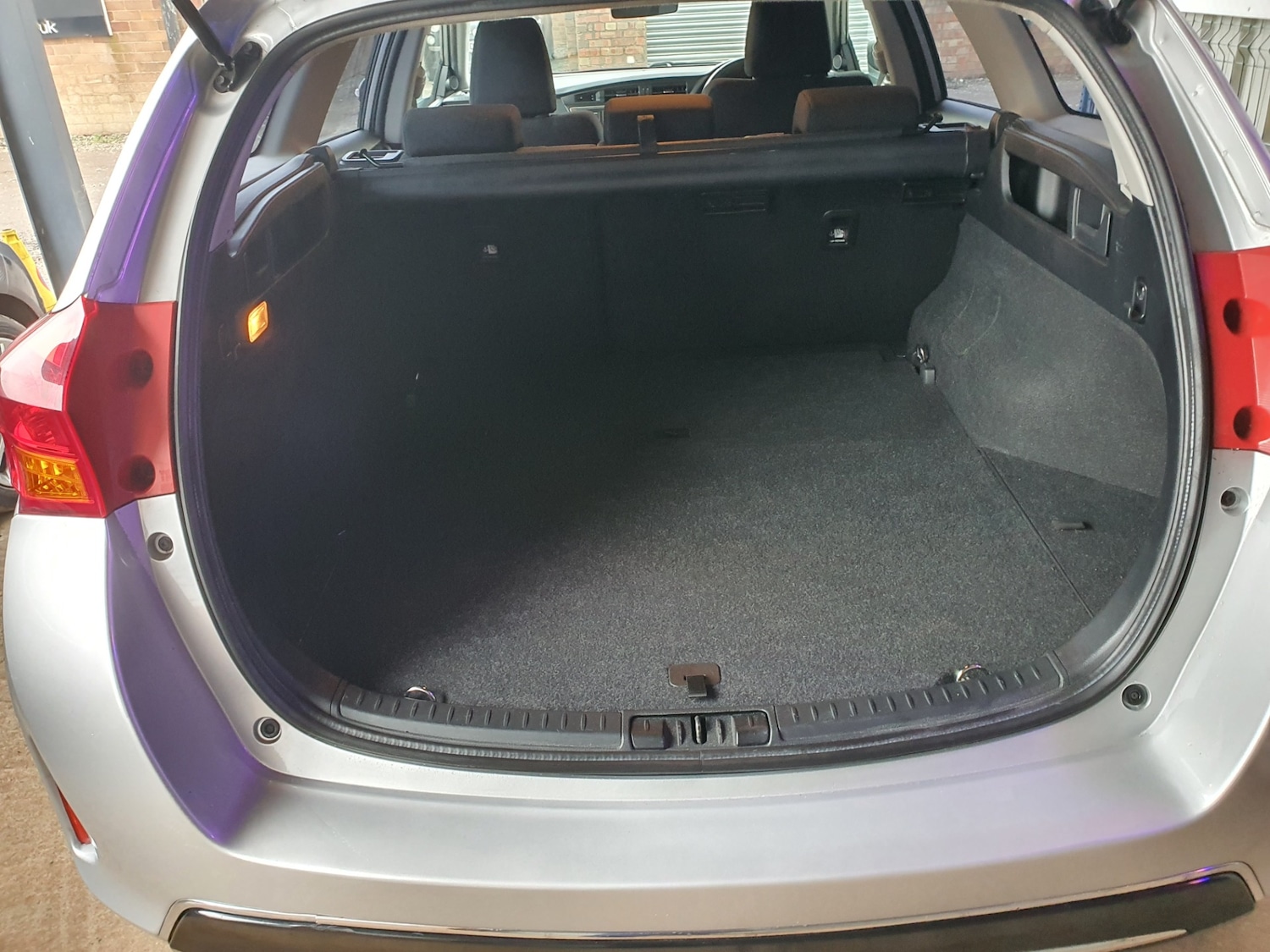 Used Toyota Auris 2013 for sale - 77363310: Photo 20