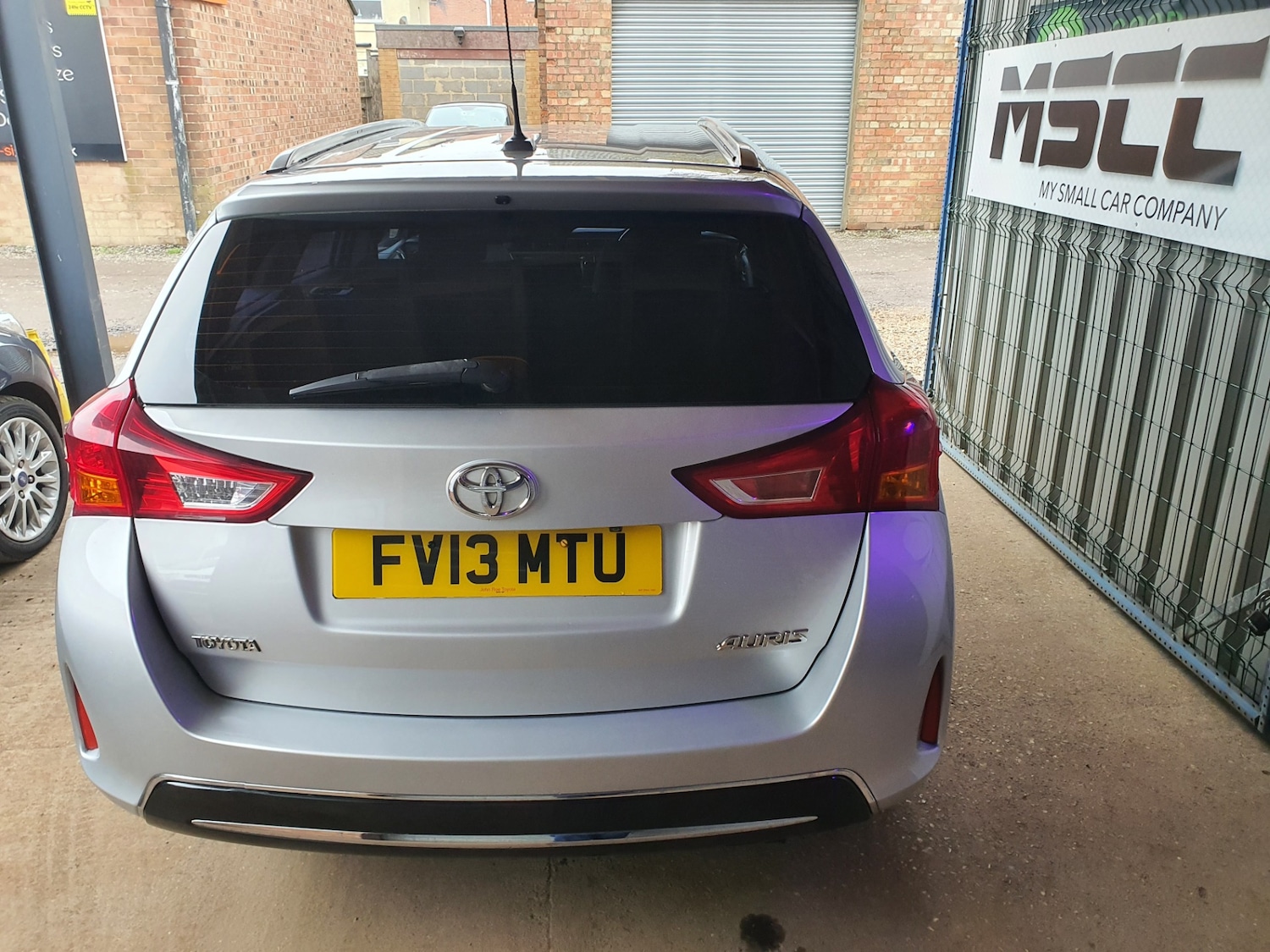 Used Toyota Auris 2013 for sale - 77363310: Photo 4