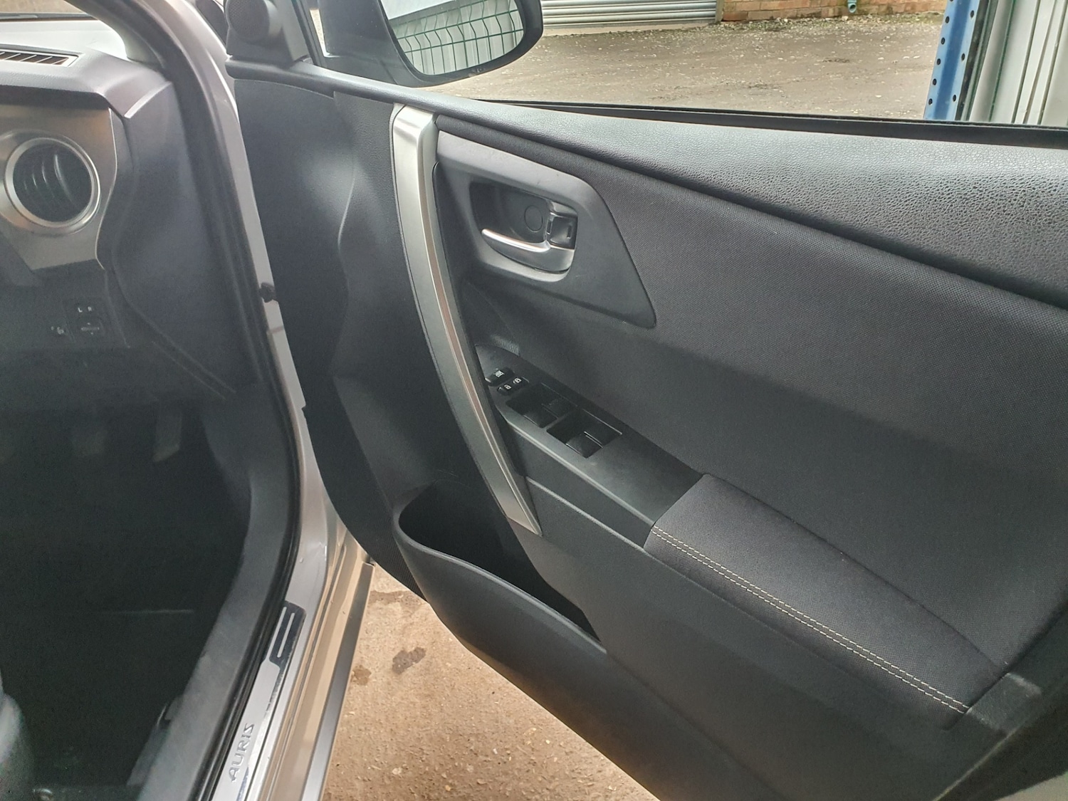 Used Toyota Auris 2013 for sale - 77363310: Photo 9