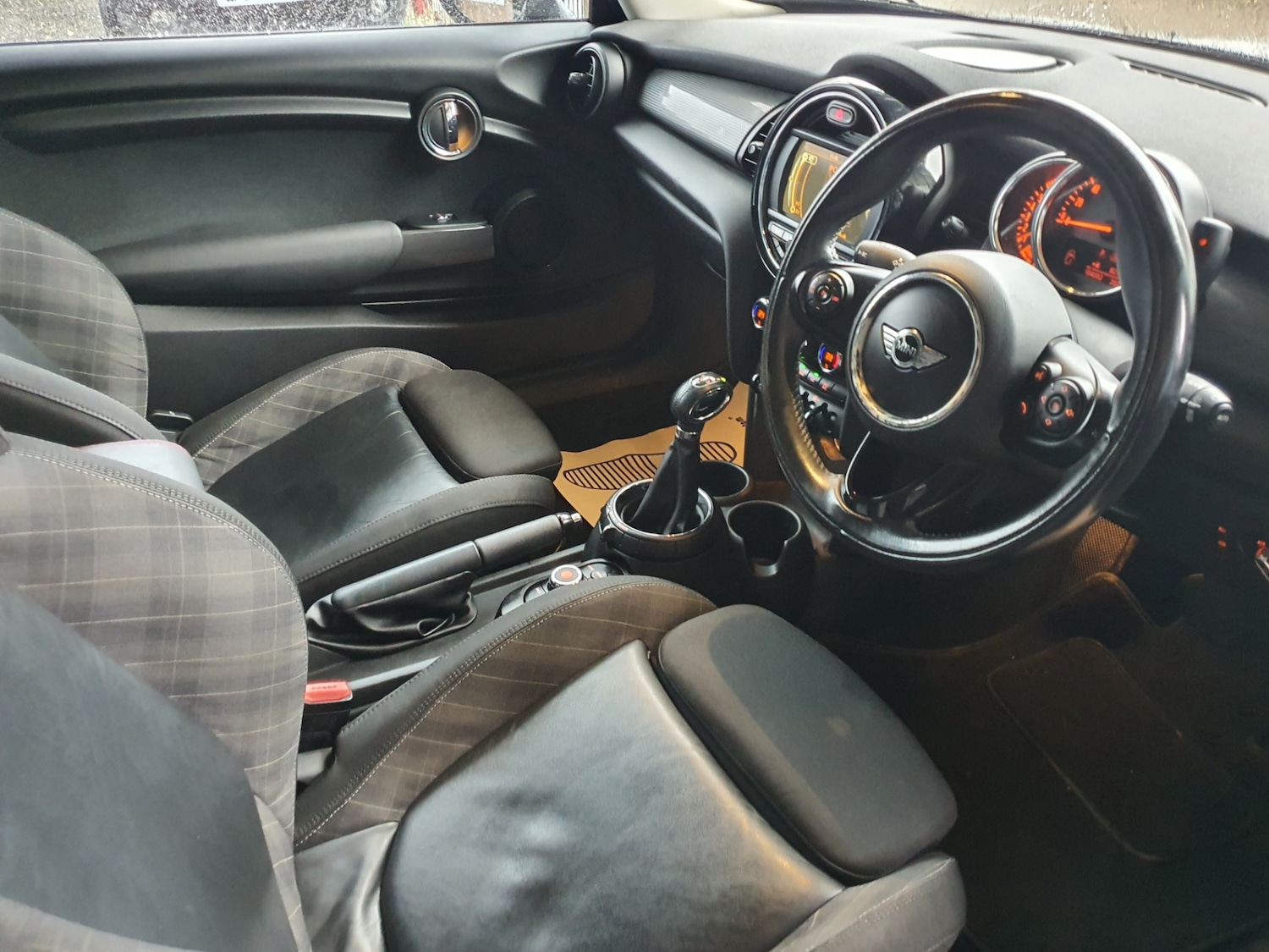 Used MINI Hatch 2015 for sale - 76580315: Photo 17