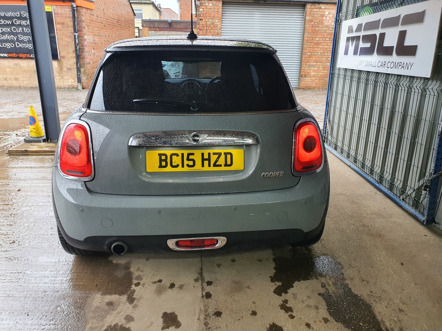 Used MINI Hatch 2015 for sale - 76580315: Photo 4