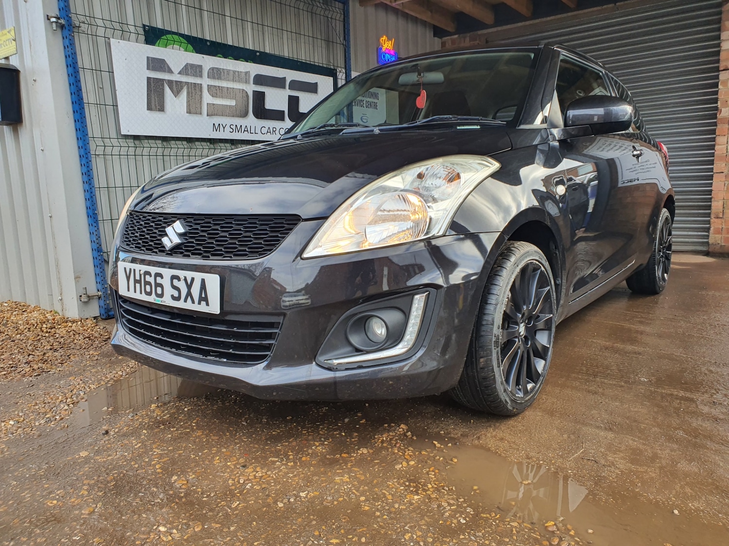 Used Suzuki Swift 2016 for sale - 77363323: Photo 2